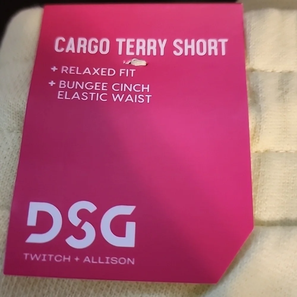 DSG Yellow Cargo Terry Cloth Mens Short Sports NWT! 2XL